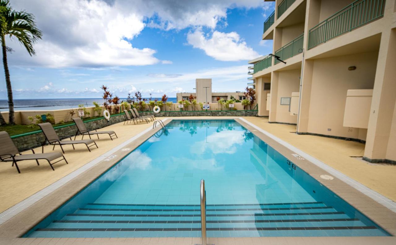 Holiday Resort & Spa Guam Tumon Exteriör bild